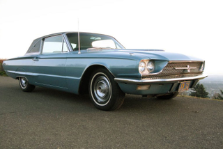 Illustration for article titled 22 Year Love Affair With A Blue 1966 Ford Thunderbird